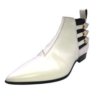 Gucci Luxe Cordovan White Leather Buckle Ankle Boots Size 36 / 6